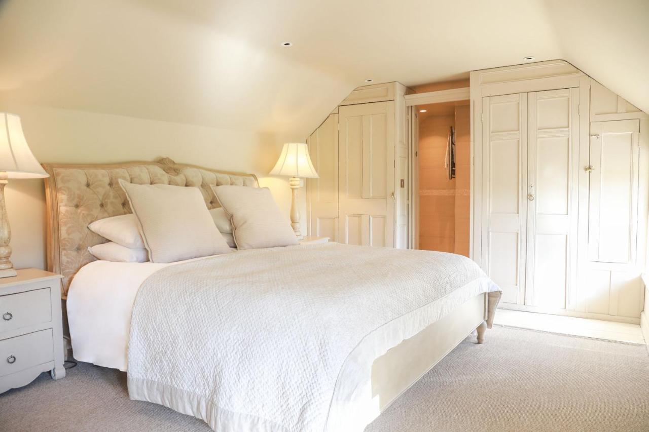 Wiveton Bell Hotel Блейкни Екстериор снимка