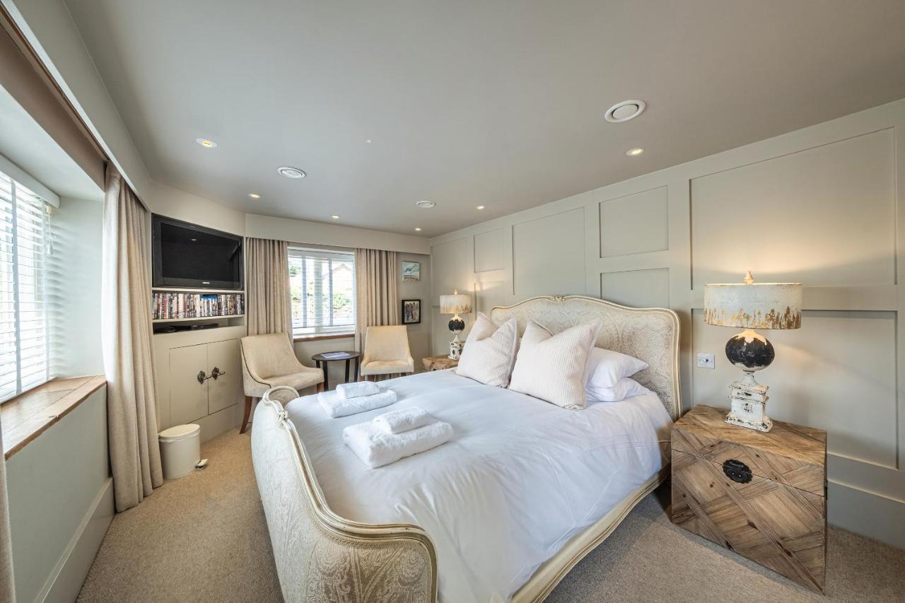 Wiveton Bell Hotel Блейкни Екстериор снимка