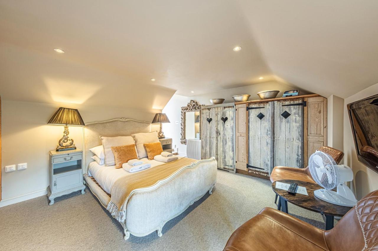 Wiveton Bell Hotel Блейкни Екстериор снимка