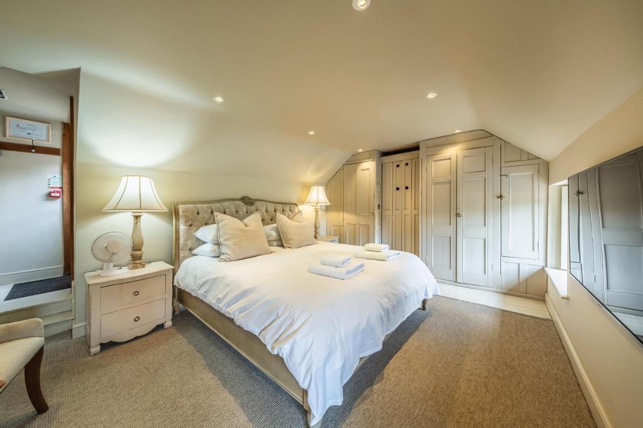 Wiveton Bell Hotel Блейкни Екстериор снимка
